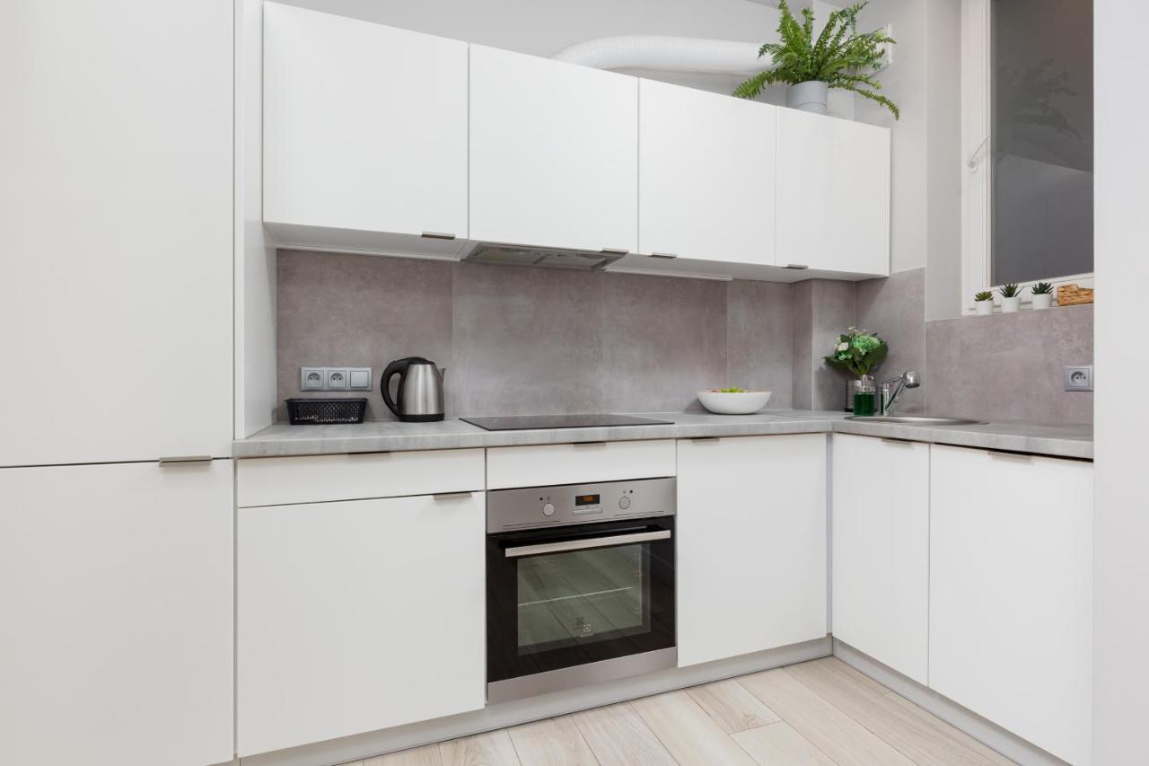 City Center Apartments Hoza By Noclegi Renters Warszawa Eksteriør bilde